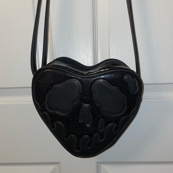 Love Pain & Stitches Bags Love Pain Stitches Poison Heart Bag